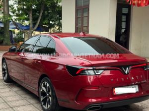 Xe VinFast Lux A 2.0 Base 2.0 AT 2021