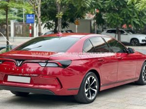 Xe VinFast Lux A 2.0 Base 2.0 AT 2021