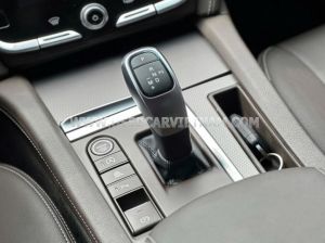 Xe VinFast Lux A 2.0 Base 2.0 AT 2021
