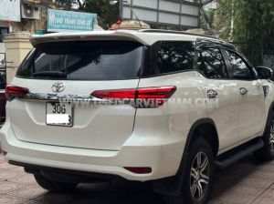 Xe Toyota Fortuner 2.7V 4x2 AT 2018