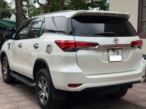 Xe Toyota Fortuner 2.7V 4x2 AT 2018