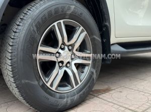 Xe Toyota Fortuner 2.7V 4x2 AT 2018
