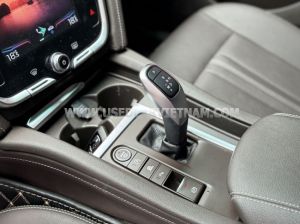 Xe VinFast Lux A 2.0 Base 2.0 AT 2021