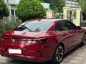 Xe VinFast Lux A 2.0 Base 2.0 AT 2021